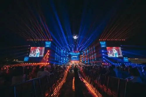 日加满x国潮音乐节众星开唱high出帅能量