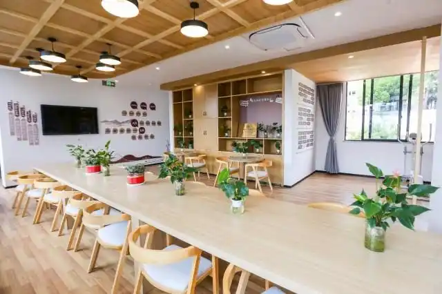 老街坊在这里续写新故事|余杭瓶窑未来邻里中心投入使用 多种新型养老