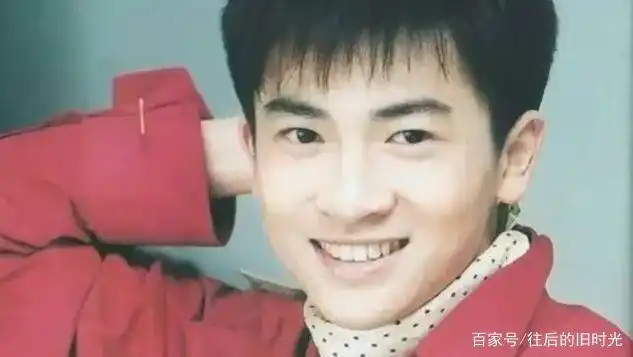 有一种年轻叫苏有朋,当看到照片时,网友:真的太帅了