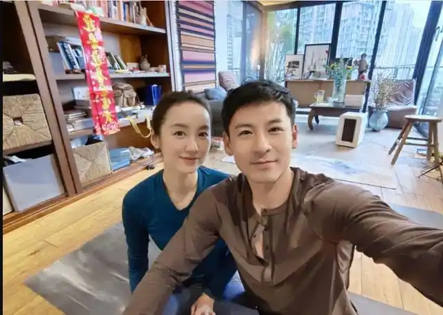 钱泳辰亲自教学生拍戏肢体接触太亲密吕一知道了会不会吃醋