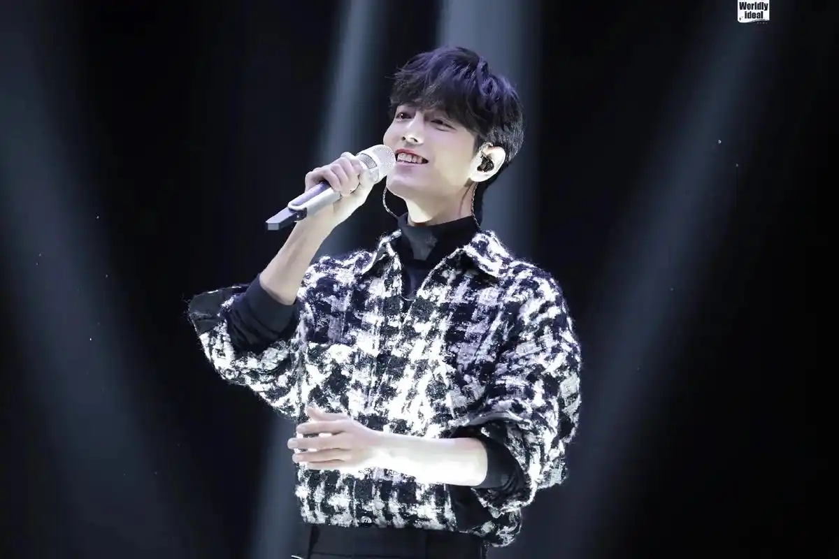 肖战#努力去见他 #热爱可抵岁月漫长 #宝藏男孩 那就顺顺 - 抖音