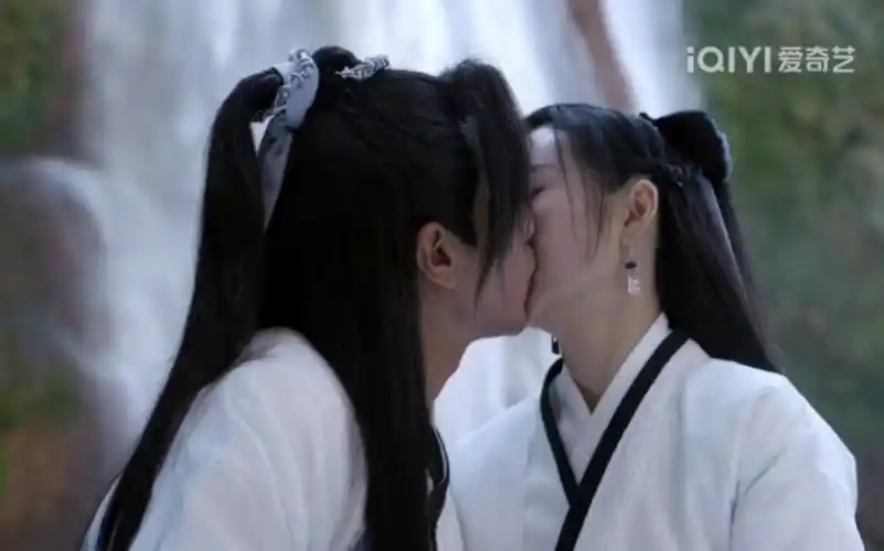 【kiss】王鸥吻戏合集