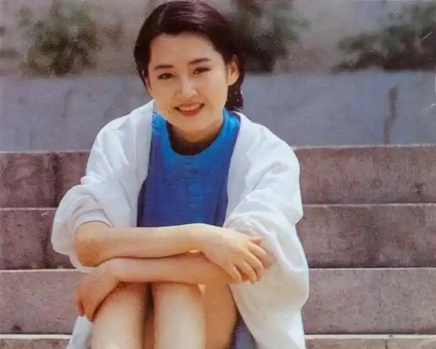 不老女神许晴:陈凯歌为其痴狂,54岁风韵犹存,真是越老越火辣