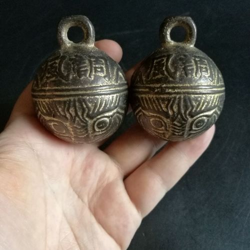 一对的价钱古玩杂项收藏虎头铜铃铛风调雨顺铜铃狗铃铛