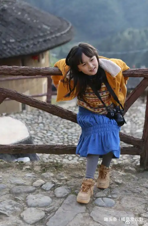 芈月圈粉无数,今10岁婴儿肥不见五官长开,在圈中站稳脚跟|芈月传|刘楚