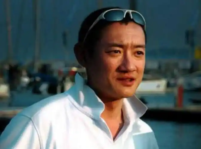 4,汪雨是上海有名的地产大亨,前上海市市长汪道涵之子,曾与张敏