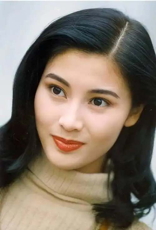 被称为"美得石破天惊"的李嘉欣,靠什么成为香港第一美人?