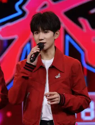 王源《@春晚》重庆话拜年