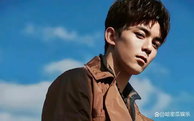 2005年,吴磊出演个人首部电视剧《封神榜之凤鸣岐山》,从而正式进入