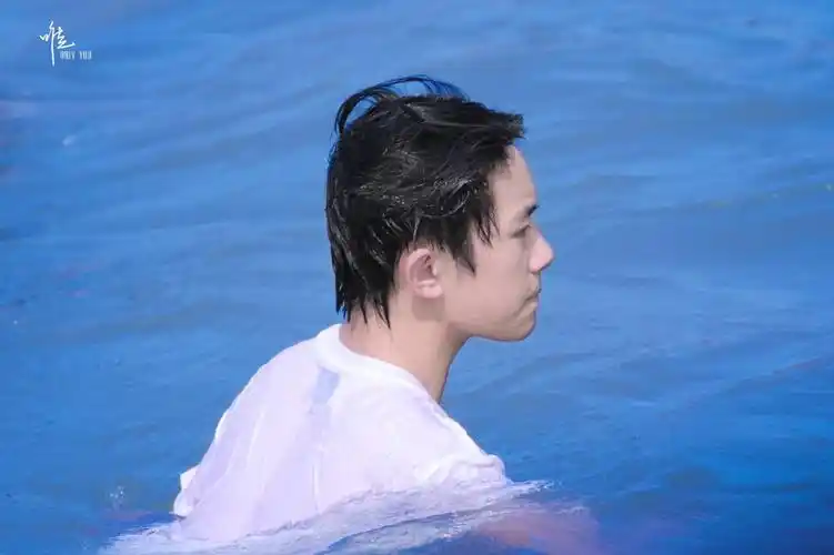 易烊千玺 - 堆糖,美图壁纸兴趣社区