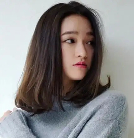 女学生中长发梨花头图片 时尚又知性(2)_梨花头发型_西子美发网