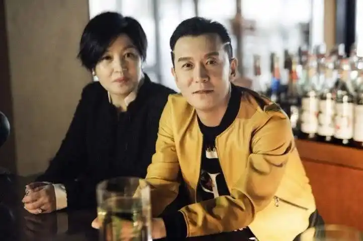 李咏去世第7天,哈文朋友圈发了14个字,而她的头像让人心痛