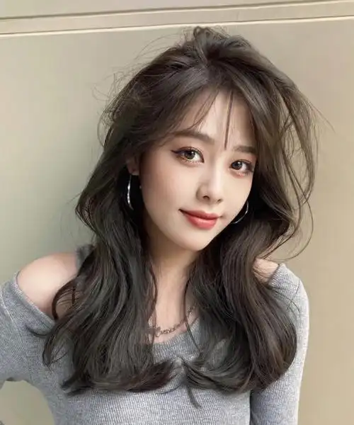 韩式气垫烫搭配质感茶棕色