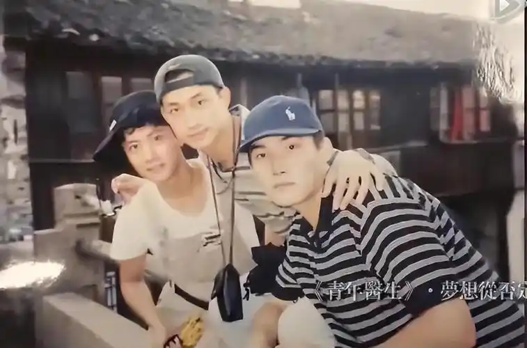 回顾王阳演了18年配角不火40岁娶妻爆红不离不弃相爱十年