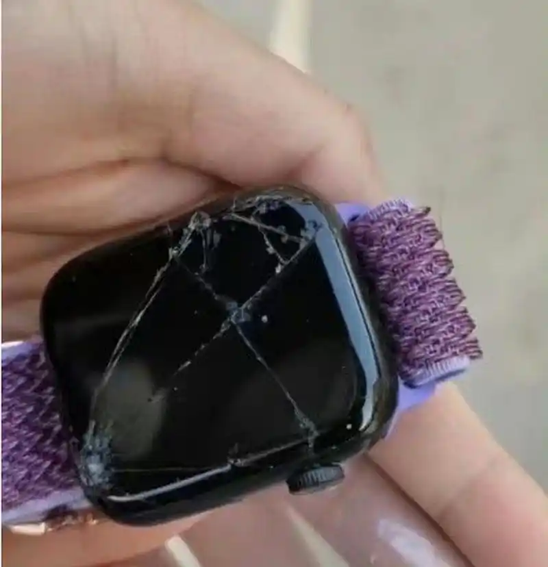 把室友手表摔坏了 有人知道这是什么牌子 67