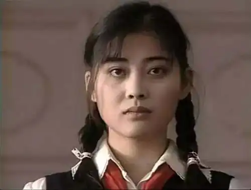 娱乐她养了前夫6年最后却被抛弃一度爆肥到变形如今再遇童年阴影