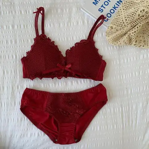 本命年文胸套装女士蕾丝酒红色胸罩春季聚拢内衣性感三角裤两件套