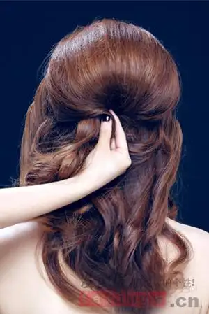 韩式低发髻盘发教程清爽优雅新娘首选