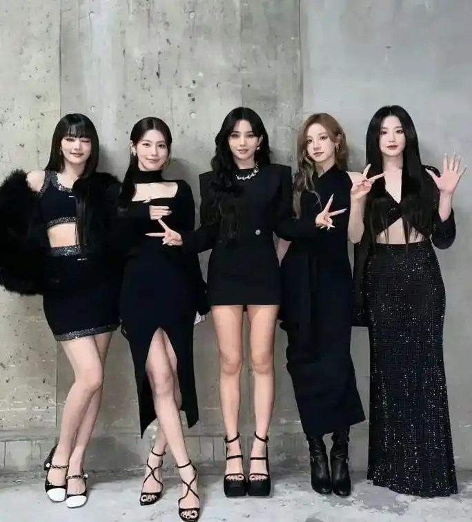团体照.#gidle组合舞台照 #女团 #gidle #kp - 抖音
