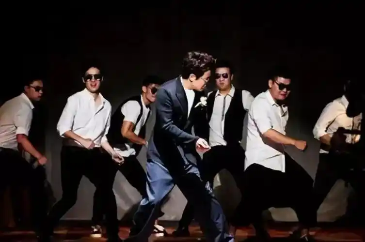 长在笑点上的沈腾:红得太快,让人害怕