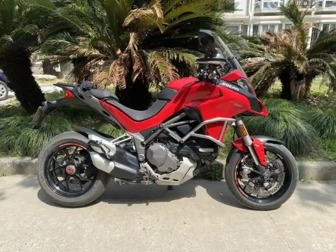 出19年杜卡迪mts1260s,上海一手