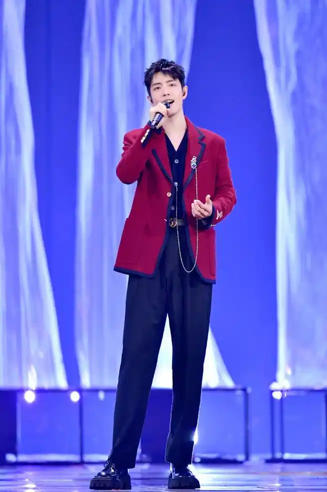 肖战全开麦##东方卫视跨年##同心跨越2021