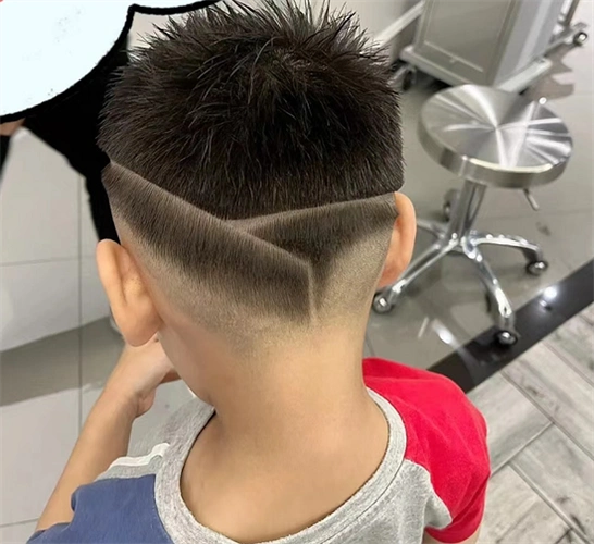 儿童雕刻发型 酷炫雕刻帅翻天_儿童发型 - 美发站