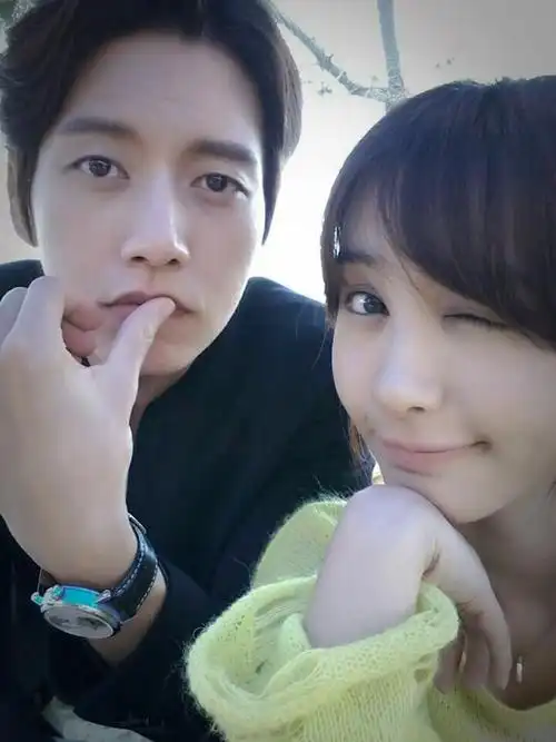 《远爱》李菲儿朴海镇"岸夏夫妇"秀恩爱