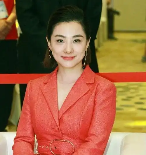 体操冠军聚会李敬认不出李安琪老到不敢认刘璇杨云被赞冻龄