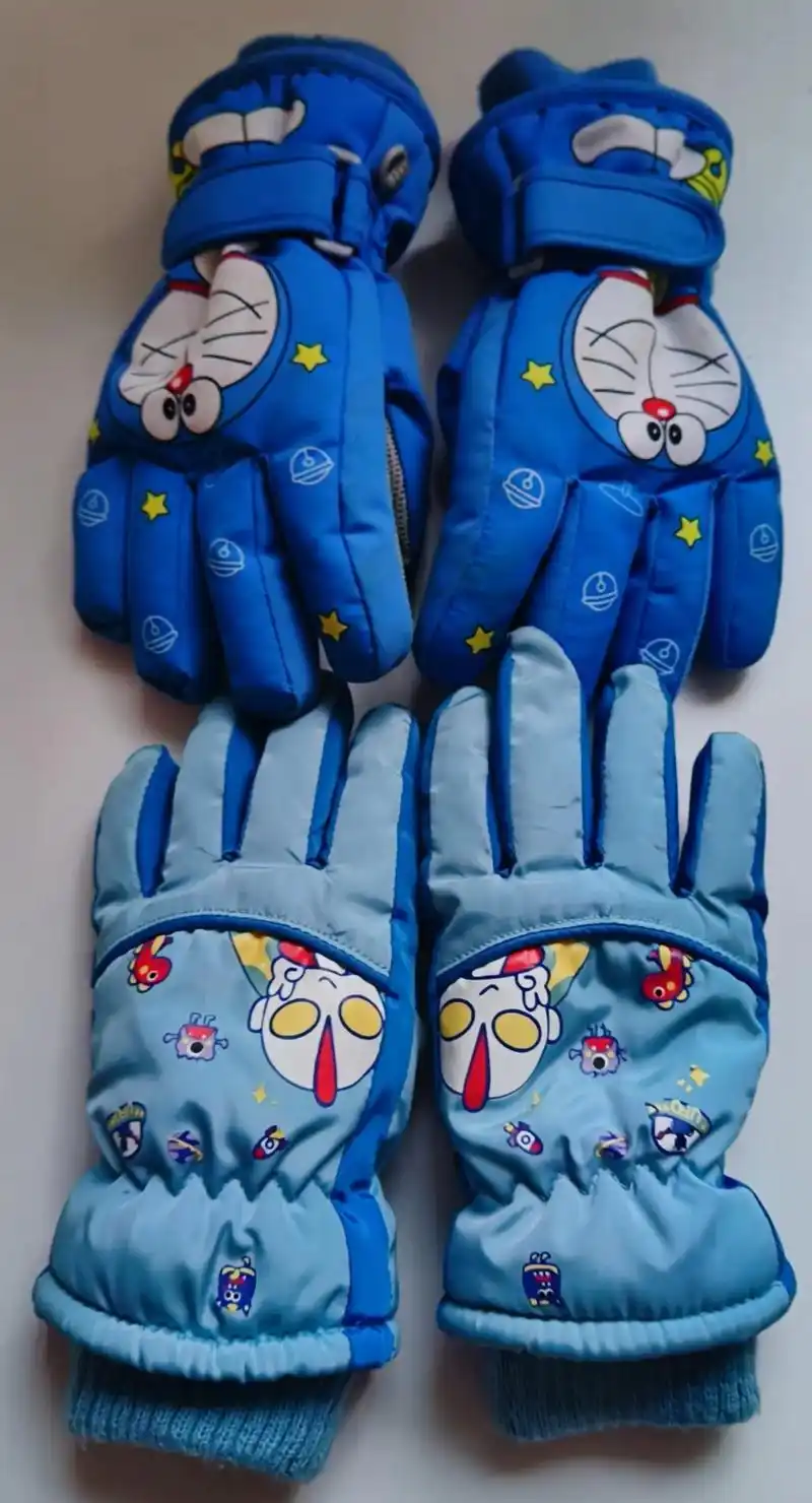 防水手套儿童冬季滑雪保暖五指套奥特曼男童男孩女孩宝宝加厚加 - 抖
