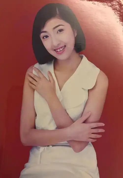 家暴的爹,杀人入狱的弟,"台湾第一御姐"杨谨华:小说照进现实