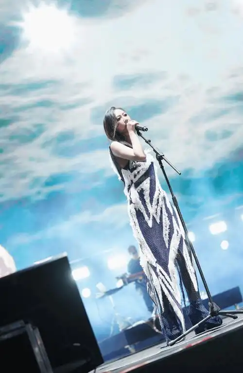 2023陈粒"洄游"巡回演唱会-上海站(河马票务)_歌曲_状态_变化