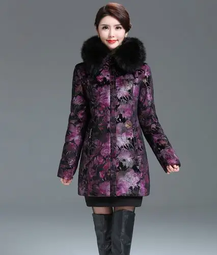 雅鹿 女式羽绒服女老年妈妈装压花中老年羽绒服中长款大码加厚冬装