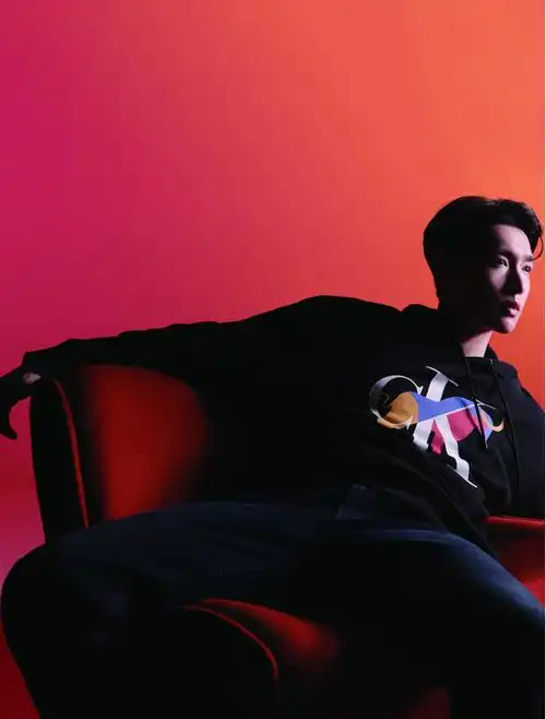 张艺兴ck全球代言人