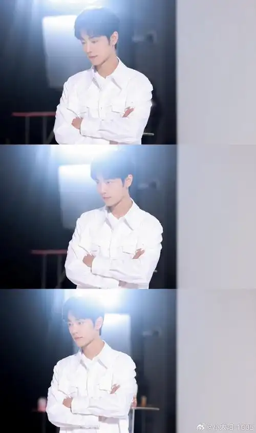 肖战超话#肖战##肖战我喜欢你#    锦衣雪华玉颜色,  回眸一笑天下倾.