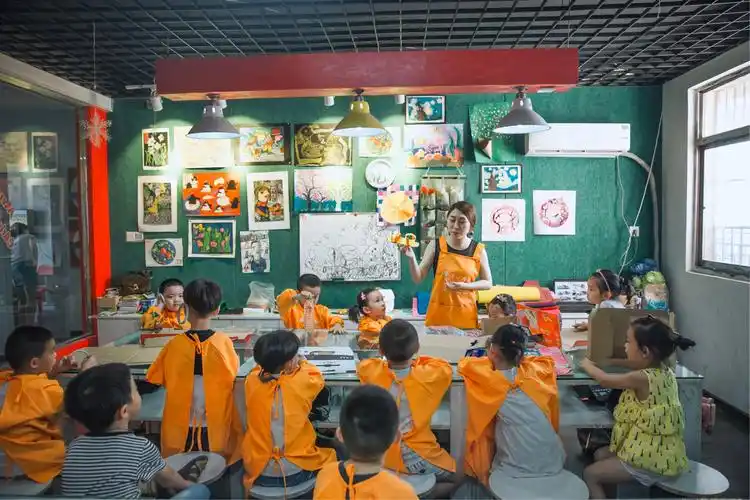 童心乐画少儿美术培训学校