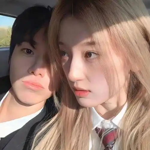 ins小众情侣头像 | 有趣有盼_礼物_图文_整理