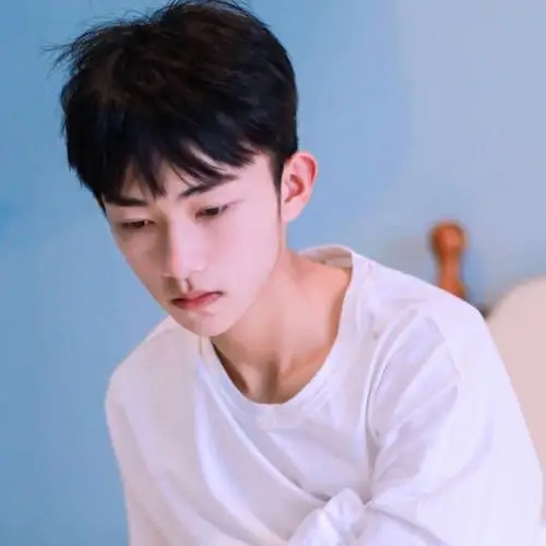 男生头像,喜欢点关注