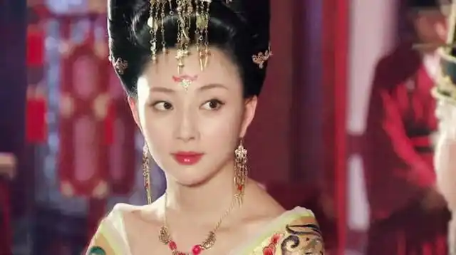 讲真,殷桃才是初代"又欲又纯"的代表吧|倪妮|武则天秘史|古装_网易