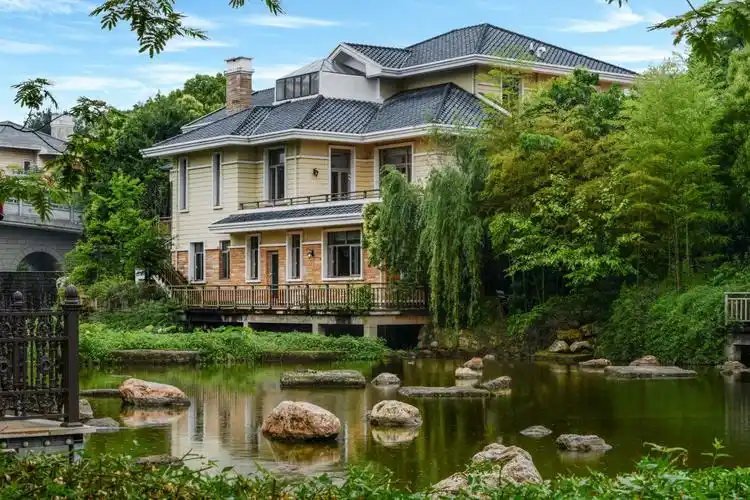 华中地区最大奥特莱斯旁 f天下独栋别墅