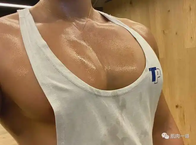 胸肌|肌肉|腹肌|麒麟臂|猛男_网易订阅