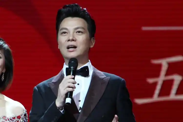 央视主持人任鲁豫,有新身份