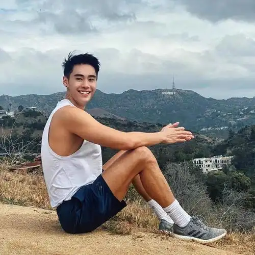 爱健身的男生,不仅身材好,还非常的自律哦