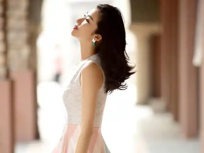 李莉1039正在直播