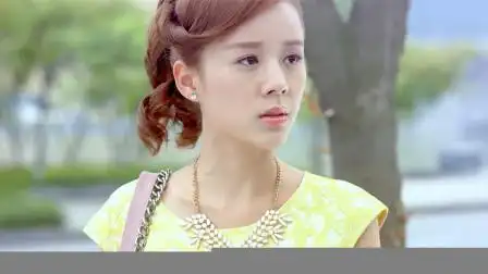 爱的阶梯:千金田心走在街上,大叔突然拿出童年照,说是她的生父-电视剧