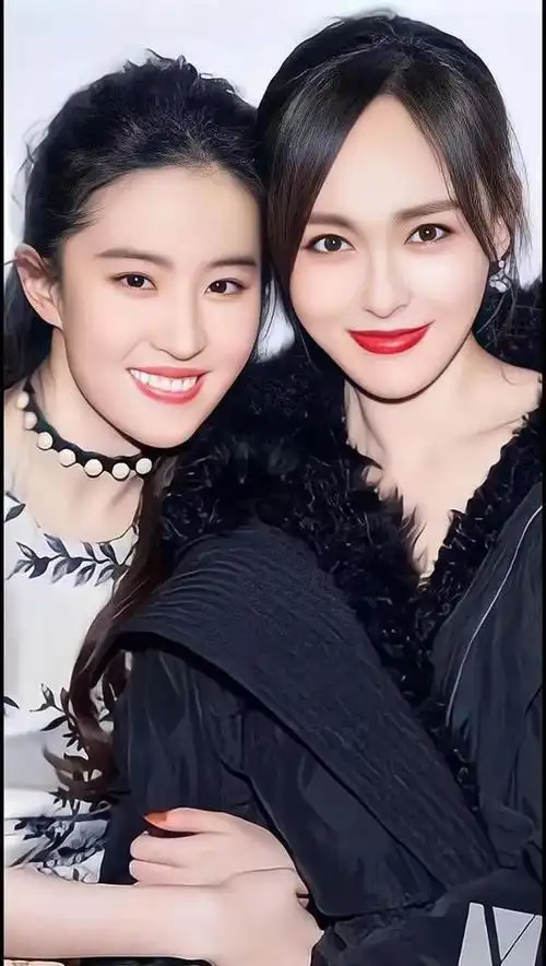 娱乐圈女明星最珍贵的合照最后一张最珍贵