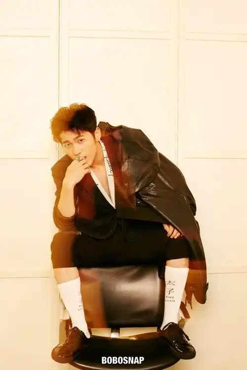 bobosnap星探专栏白宇星鲜肉圣诞节发糖白叔驾到啦