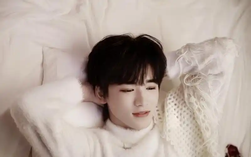 宋亚轩出关再见帅气加倍啊啊啊啊啊太帅了