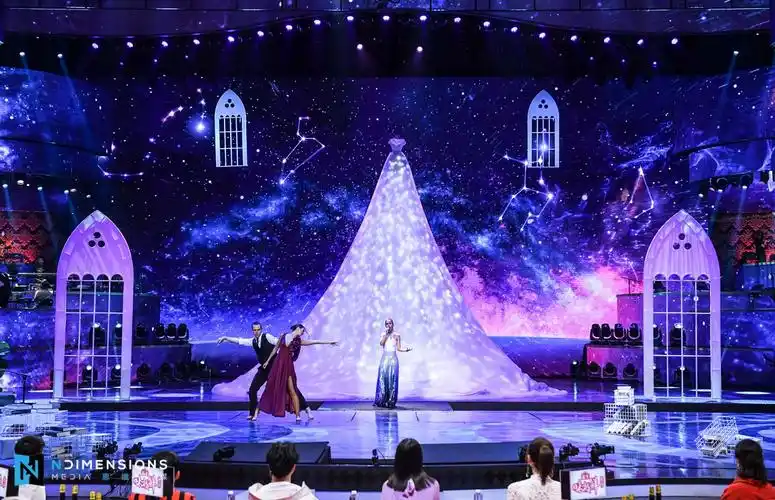 《跨界歌王》表演多元化 恩维传媒舞台视觉设计养眼