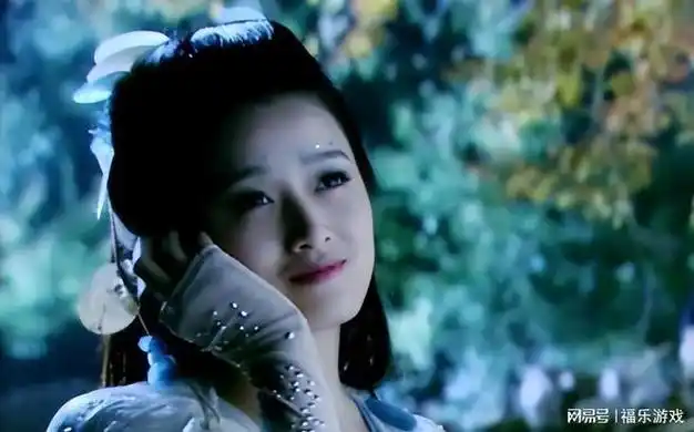 赵卓娜, 从神女水碧到绯闻小三, 她是如何一步步走下坡路的!